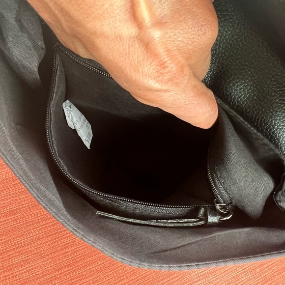 BOTKIER NEW YORK COUTURE AUTH-BLACK SLEEK PRADA LIKE NYLON TEXTURE LIGHT FEEL - Picture 8 of 12